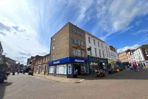 Retail property (high street) to rent, 1 High Street, Banbury, OX16 5DZ