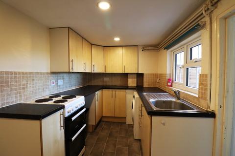 2 bedroom detached house to rent, Kingston Cottages, Matching Green, CM17