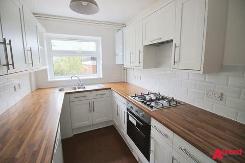 3 bedroom house to rent, Collier Row, Romford, RM5