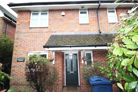 3 bedroom semi-detached house to rent, Cressex Road, High Wycombe HP12