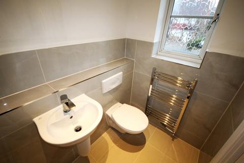 3 bedroom semi-detached house to rent, Cressex Road, High Wycombe HP12