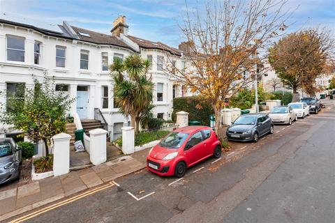 2 bedroom flat for sale, Ditchling Rise, Brighton