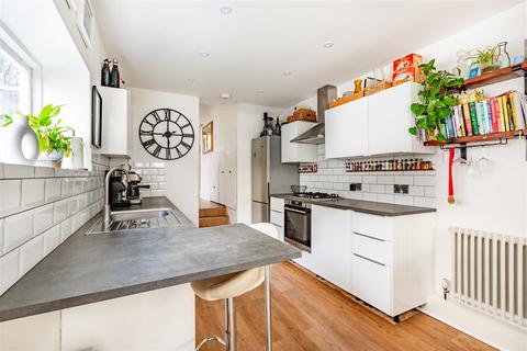 2 bedroom flat for sale, Ditchling Rise, Brighton