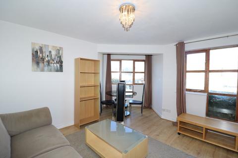 2 bedroom apartment to rent, Winsock Close, London SE16