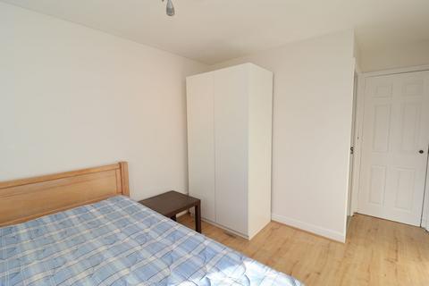 2 bedroom apartment to rent, Winsock Close, London SE16