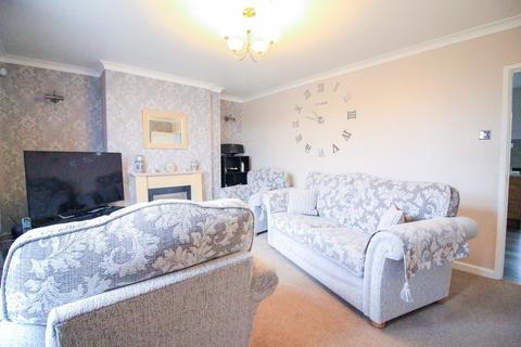 3 bedroom terraced house to rent, Doncaster Road, Doncaster DN6