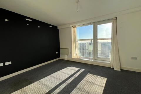 2 bedroom apartment for sale, Lakeside Rise, Manchester, M9