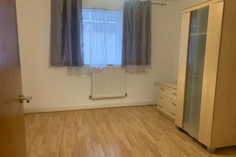 2 bedroom flat to rent, 120 The Avenue, Wembley, HA9