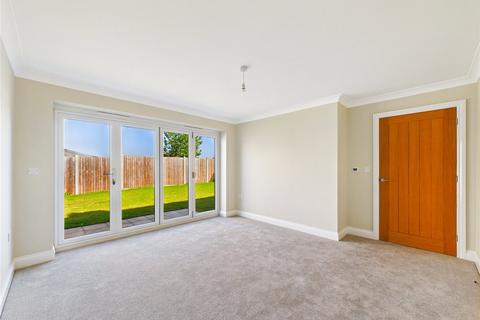 2 bedroom bungalow for sale, Brendon Drive, Rushmere St. Andrew, Ipswich, IP5