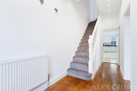 6 bedroom terraced house for sale, Braemar Avenue, Bounds Green