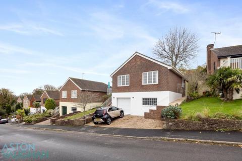 2 bedroom detached bungalow for sale, Wanderdown Close, Brighton BN2