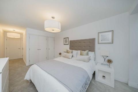 2 bedroom flat for sale, Hartfield Road, Wimbledon SW19