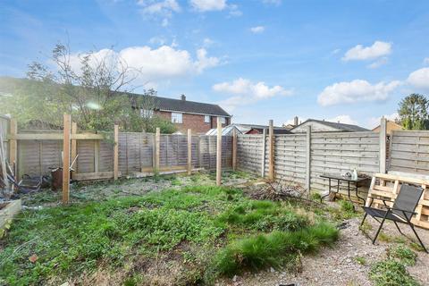 3 bedroom terraced house for sale, Elm Close, Epping Green, Essex