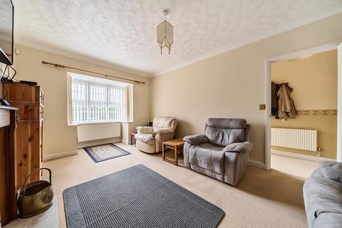 3 bedroom bungalow for sale, Walnut Close, Whittlesey, Peterborough, Cambridgeshire