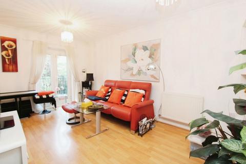 2 bedroom flat for sale, Hursley Road, Eastleigh SO53