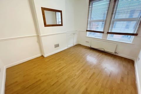 2 bedroom flat to rent, Palatine Road, Manchester, Greater Manchester, M22