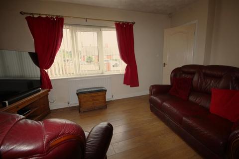 3 bedroom semi-detached house for sale, Redhill Avenue, Castleford