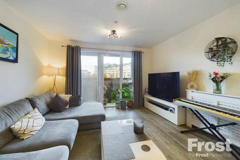 1 bedroom apartment for sale, New Road, Feltham, TW14