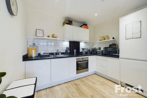 1 bedroom apartment for sale, New Road, Feltham, TW14