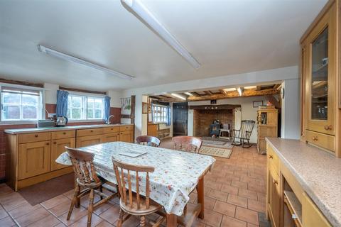 4 bedroom house for sale, Mill Lane, Alcester B49