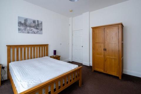 2 bedroom flat to rent, Musters Road, West Bridgford NG2