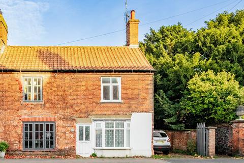 2 bedroom end of terrace house for sale, London Street, Swaffham, PE37