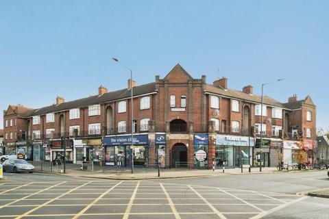 2 bedroom flat for sale, Woodcock Hill, Harrow, HA3