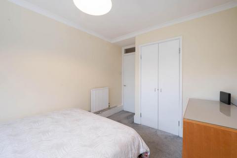 63 Barleycorn Way, London, E14 8DE