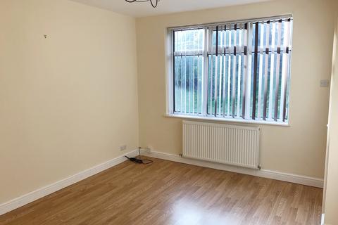 2 bedroom townhouse to rent, Whalley Avenue, Littleborough OL15