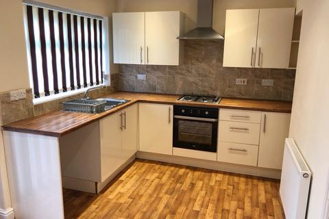 2 bedroom townhouse to rent, Whalley Avenue, Littleborough OL15