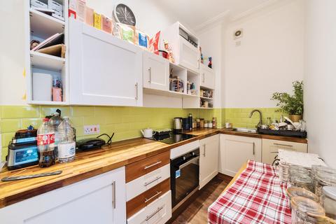 2 bedroom flat for sale, Dragon Parade, Harrogate, North Yorkshire, HG1