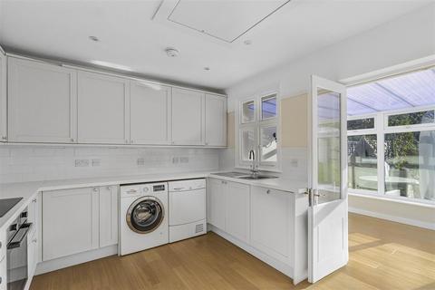 12 Audley Road, Saffron Walden, CB11 3HW