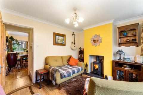 2 bedroom cottage for sale, Main Road, Moulton