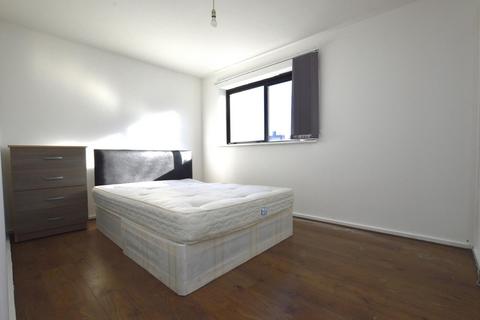 2 bedroom flat to rent, Barking Road, London, E13 9JY