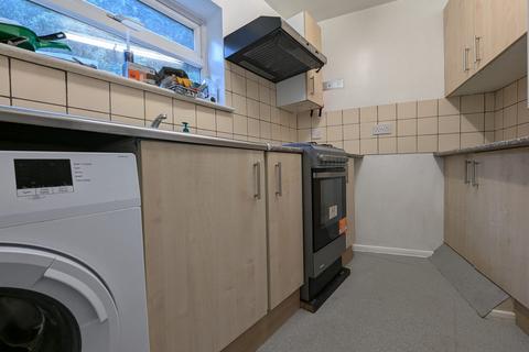 1 bedroom flat to rent, Belvue Road, Middlesex, Northolt, UB5