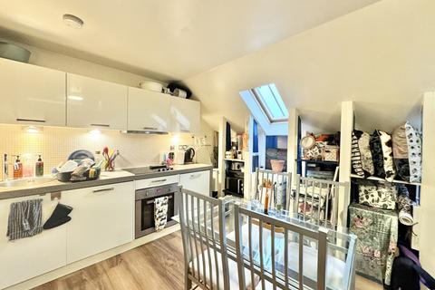 1 bedroom flat for sale, The Spinning House, Batley