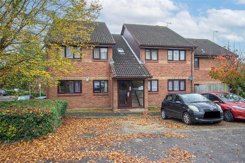 2 bedroom ground floor flat to rent, Hanover Walk, Hatfield, Hertfordshire