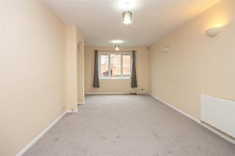 2 bedroom ground floor flat to rent, Hanover Walk, Hatfield, Hertfordshire