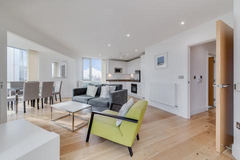 3 bedroom flat to rent, Sky View Tower, 12 High Street, London