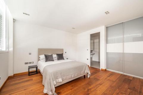 2 bedroom flat to rent, Anello Building, 116 Bayham Street, London