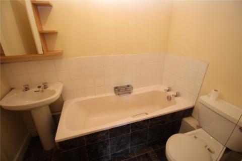 1 bedroom flat to rent, Bank Street, Southampton SO32