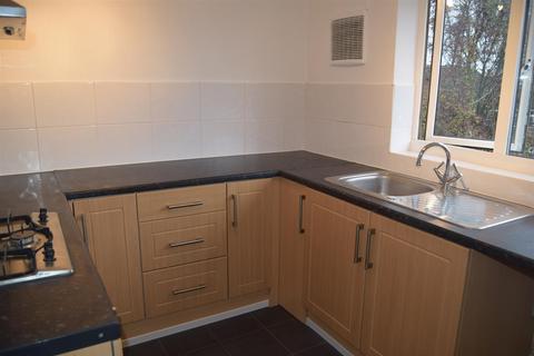 2 bedroom flat to rent, Ashdene Approach, Wakefield WF4