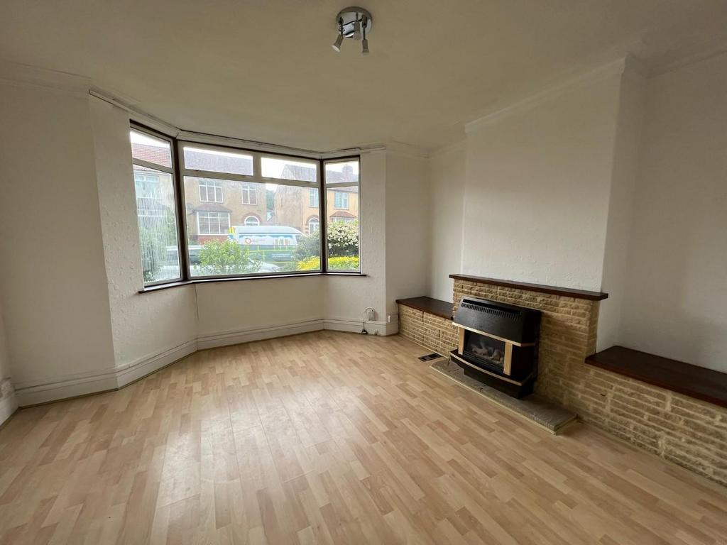 Lounge - to rent.JPEG