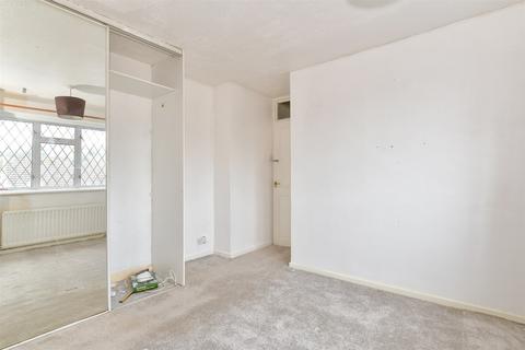 3 bedroom end of terrace house for sale, Brendon Avenue, Walderslade, Chatham, Kent