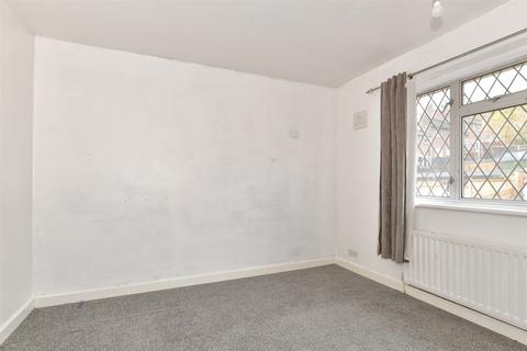 3 bedroom end of terrace house for sale, Brendon Avenue, Walderslade, Chatham, Kent