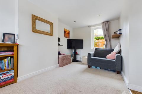 2 bedroom semi-detached house for sale, London Road, Woolmer Green