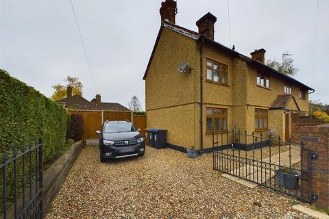 2 bedroom semi-detached house for sale, London Road, Woolmer Green