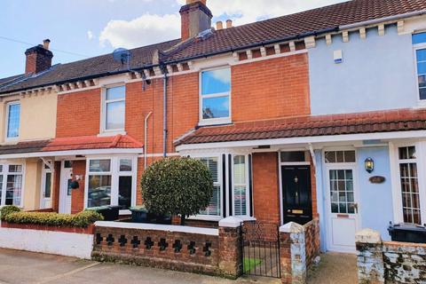 2 bedroom terraced house for sale, Richmond Road, Hampshire PO12