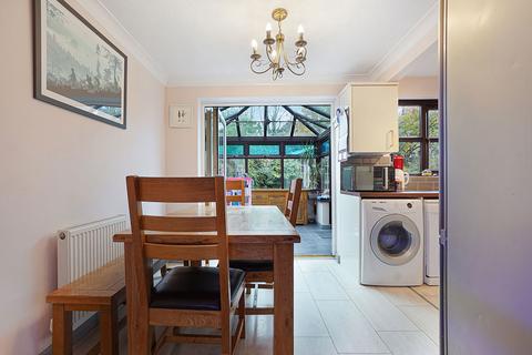 50 Low Meadow, Halling, Rochester, ME2 1LX
