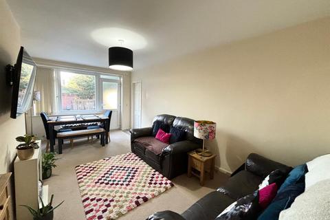 3 bedroom house to rent, Harewood Close, Hall Green, Birmingham